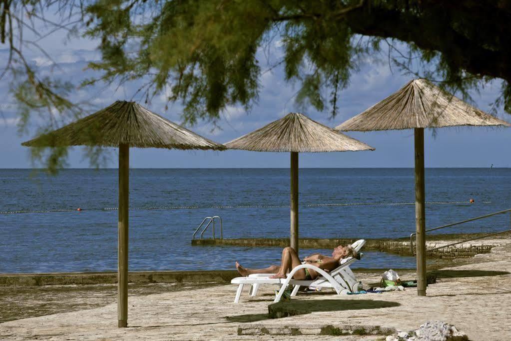 Villa Galijot Plava Laguna Porec Exterior photo